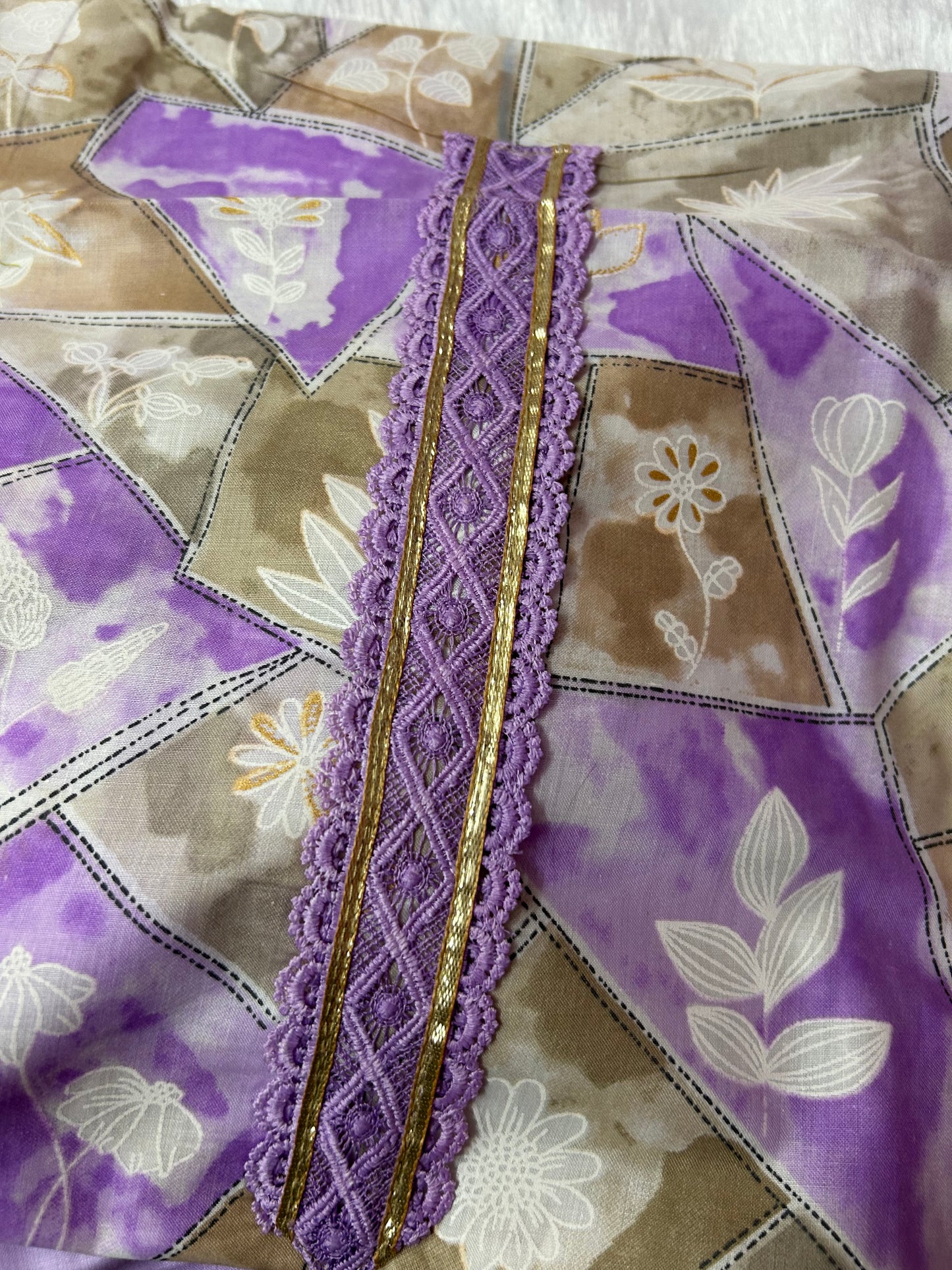 PURPLE COTTON SUIT WITH LACE