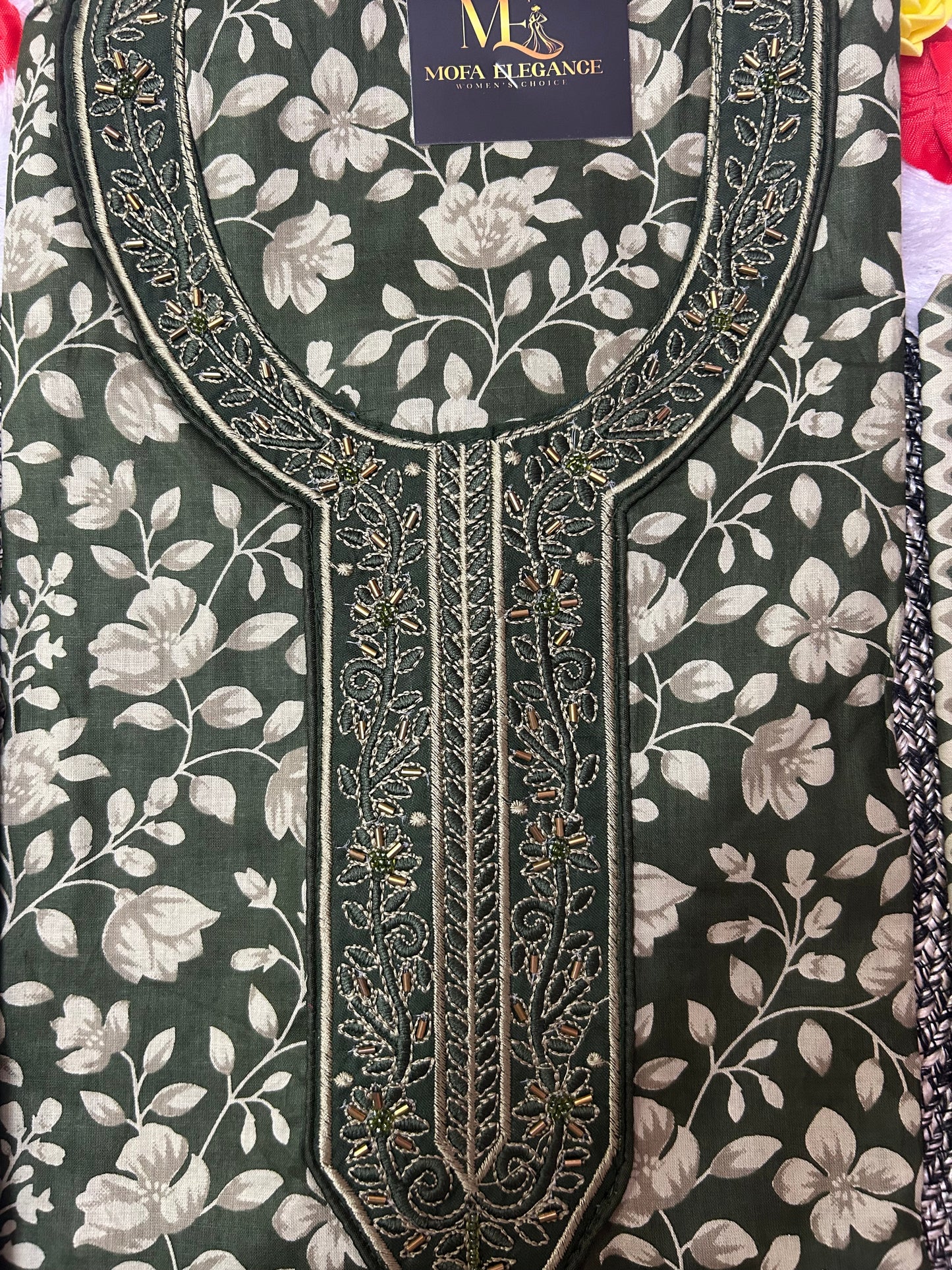 DARK GREEN COTTON SUIT WITH THREAD WORK