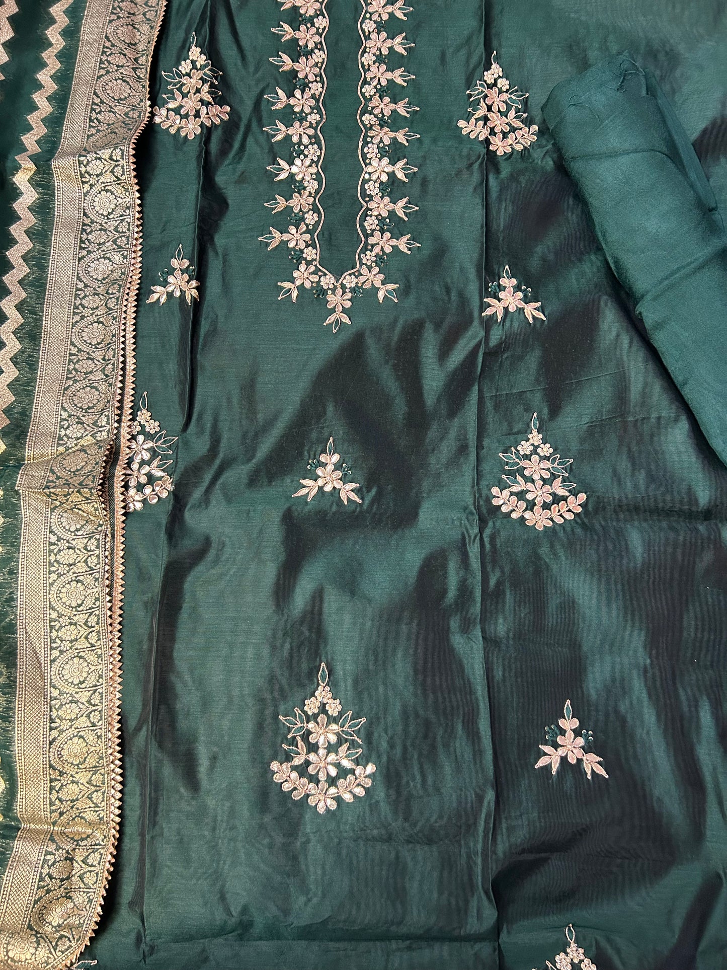 GREEN CHANDERI SILK SUIT WITH CHAMKI WORK