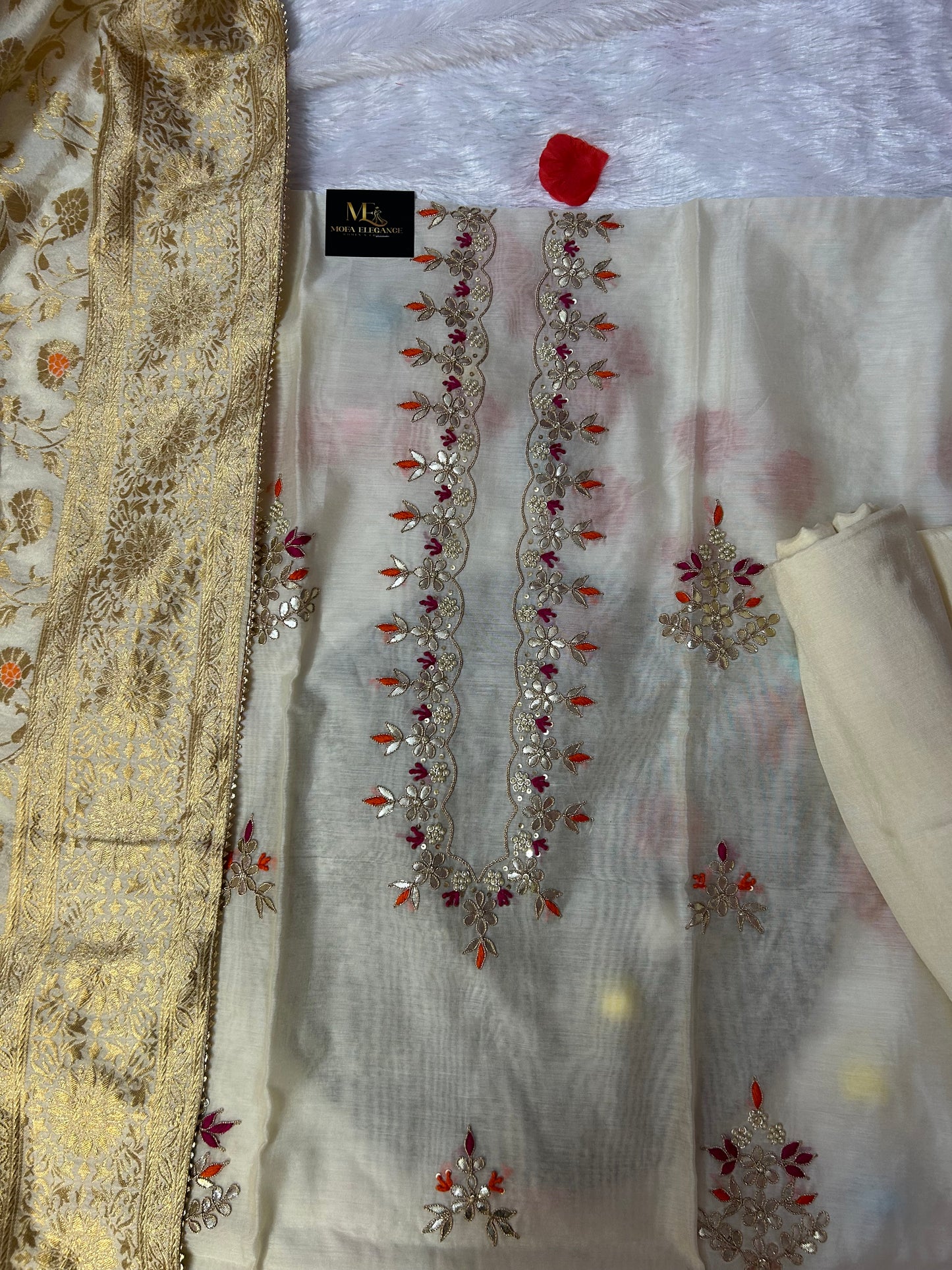 CREAM CHANDERI SILK SUIT WITH CHAMKI WORK