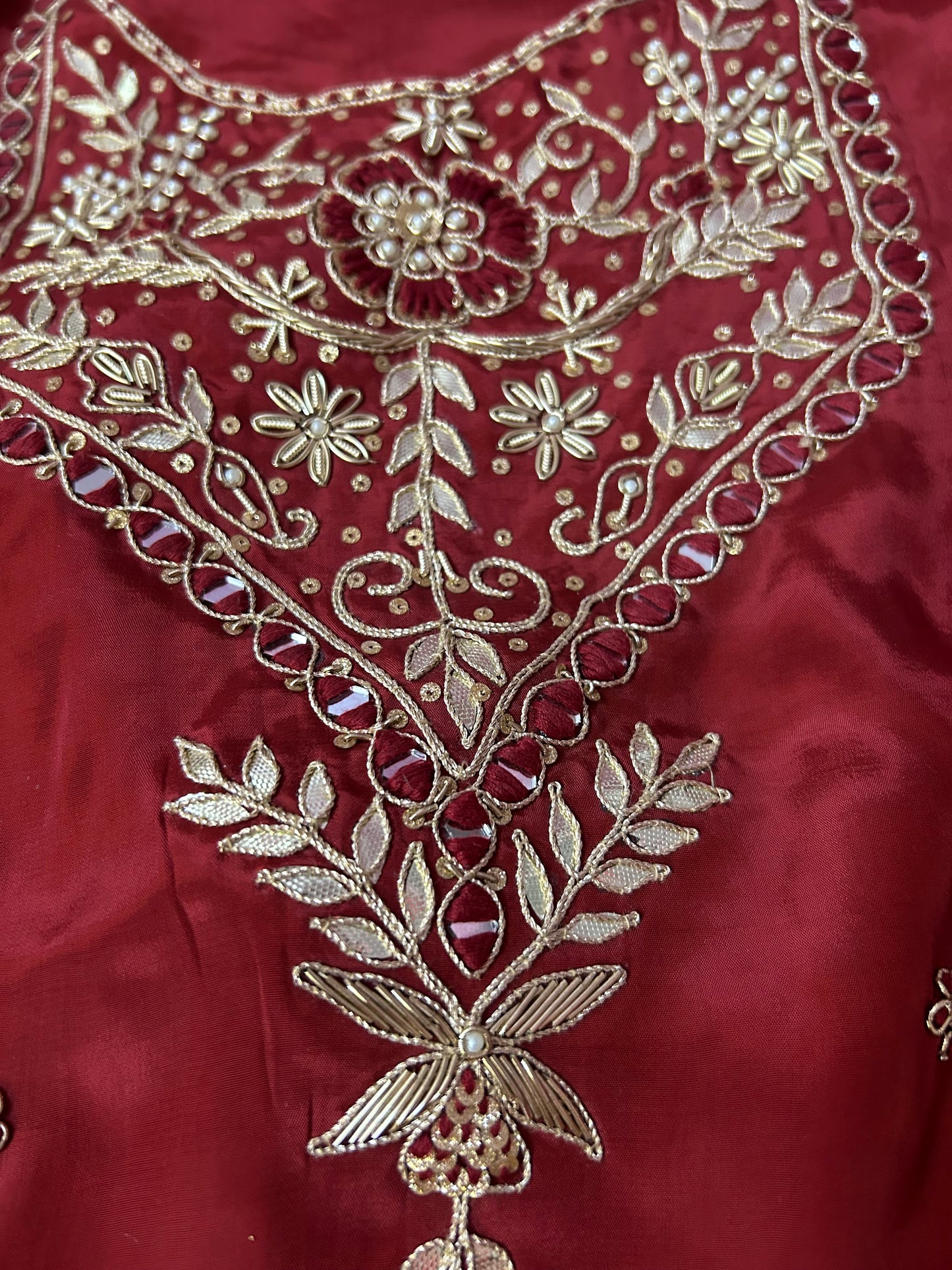MAROON CHANDERI SILK SUIT WITH ZARDOZI WORK