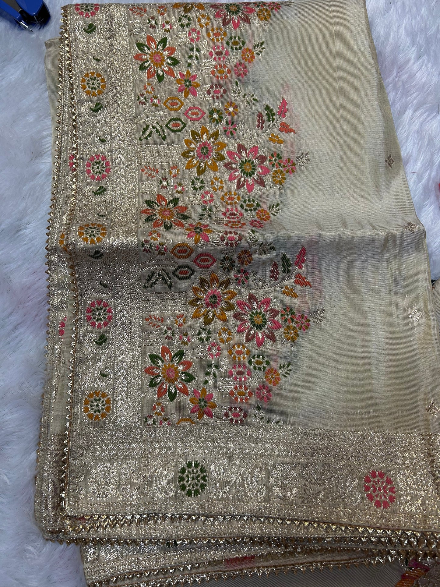 CREAM SILK SUIT WITH BEATS AND THREAD WORK