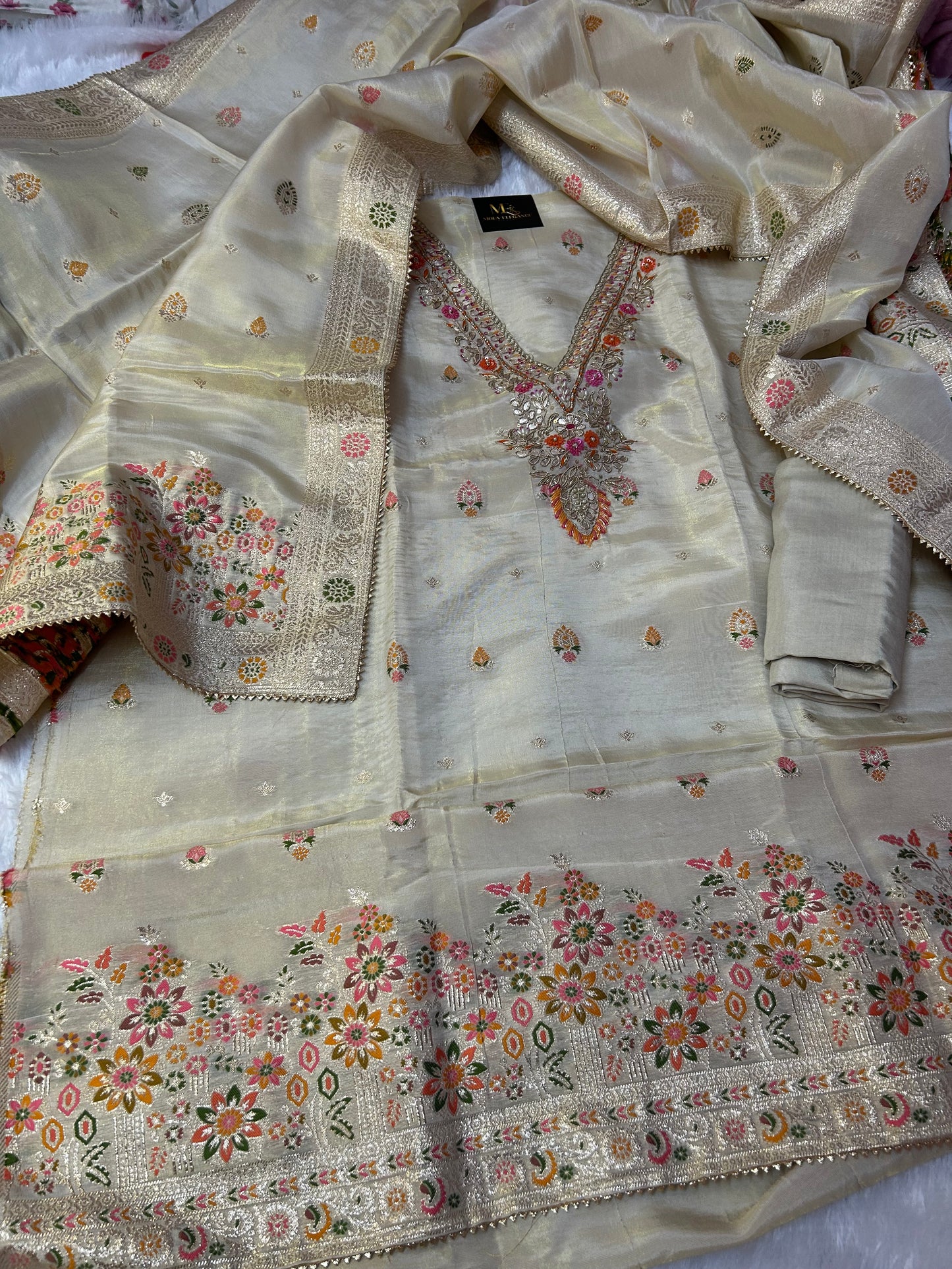 CREAM SILK SUIT WITH BEATS AND THREAD WORK