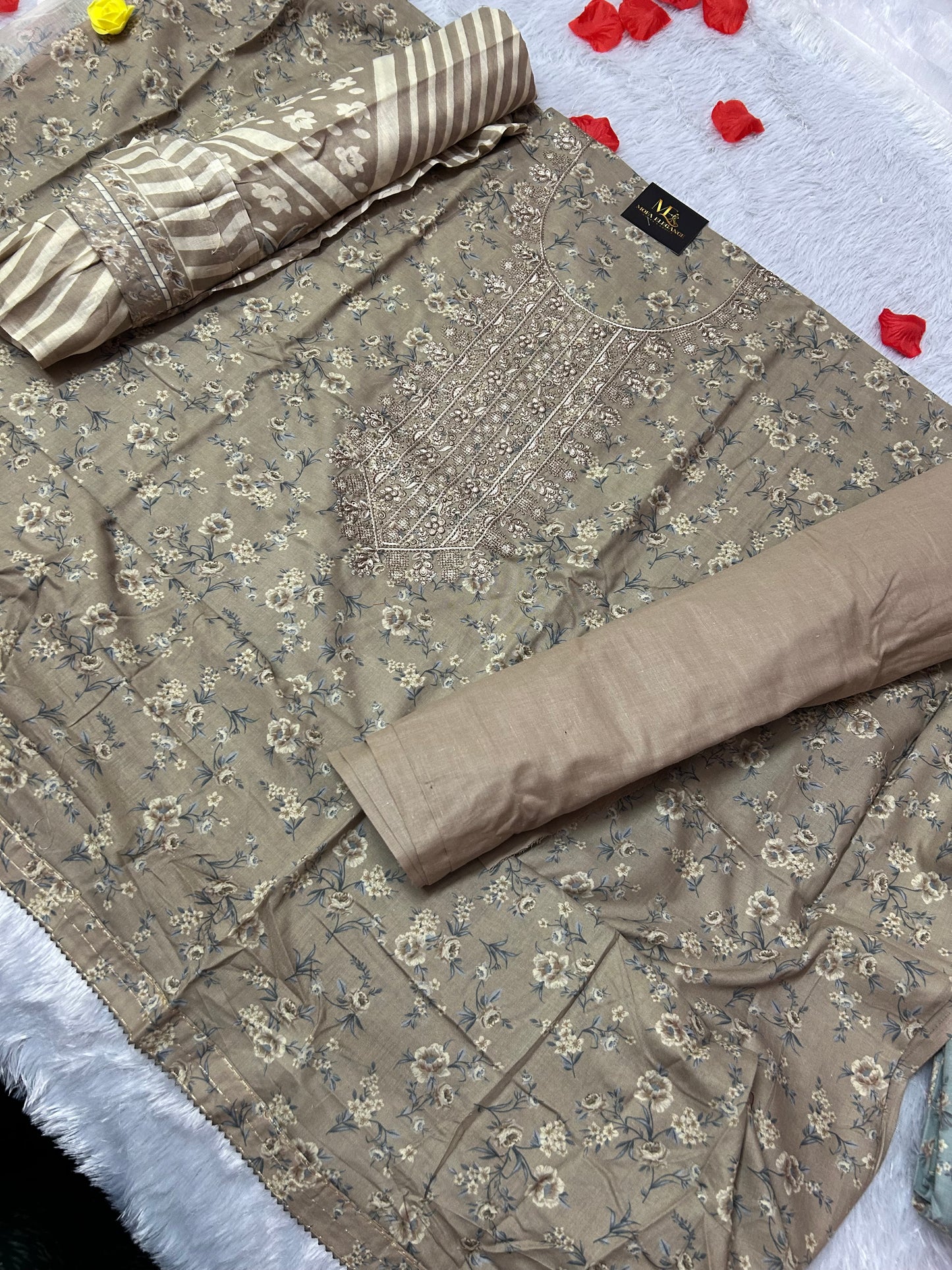 BROWN COTTON SUIT WITH THREAD WORK
