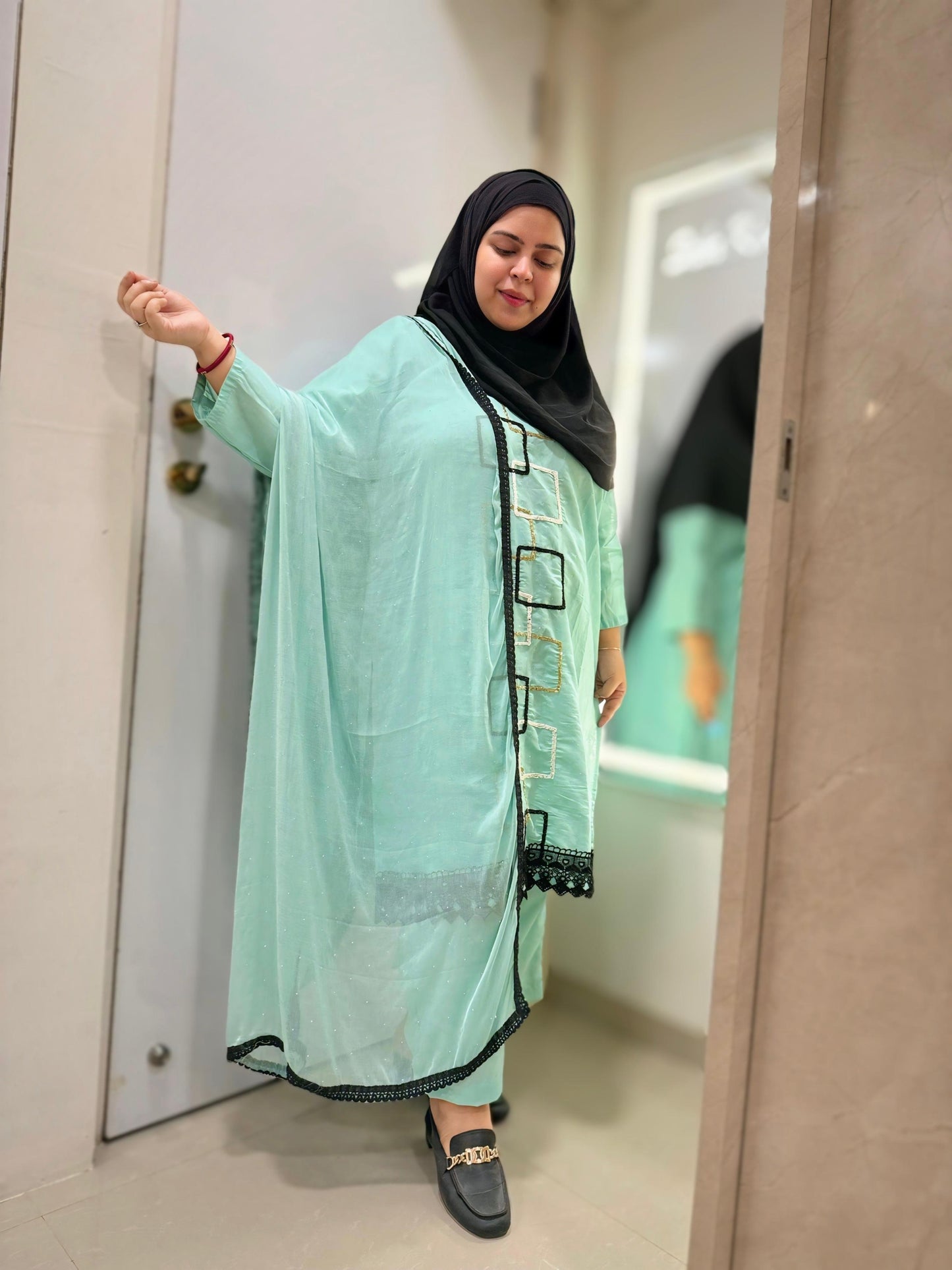 PEACH SOFT ORGANZA SUIT WITH CUTDANA WORK