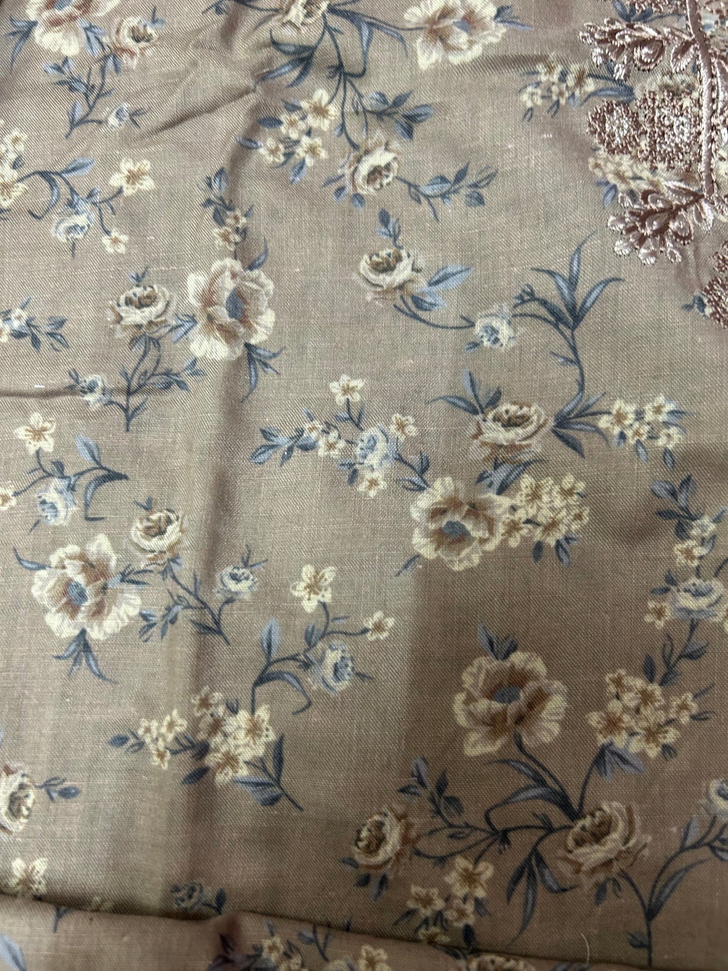BROWN COTTON SUIT WITH THREAD WORK